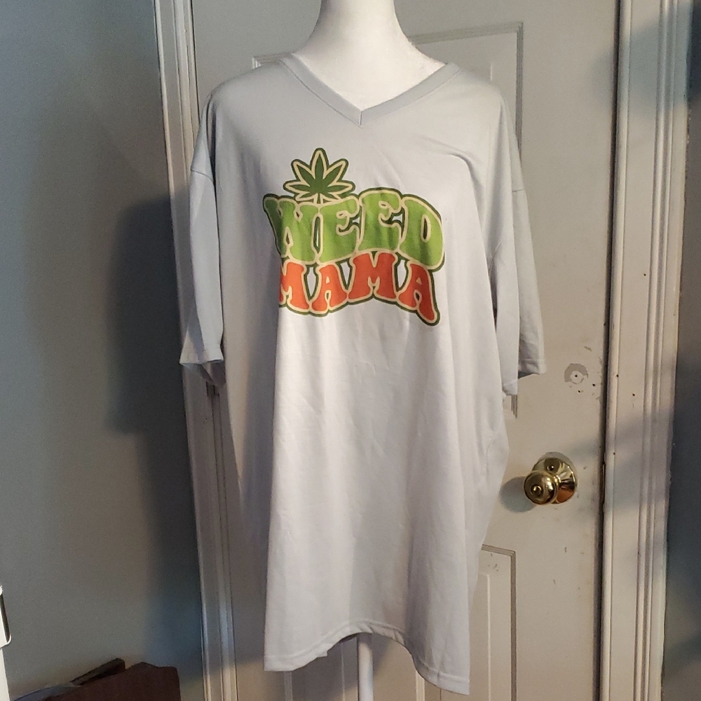 Weed Mama Graphic Tee - Gray
